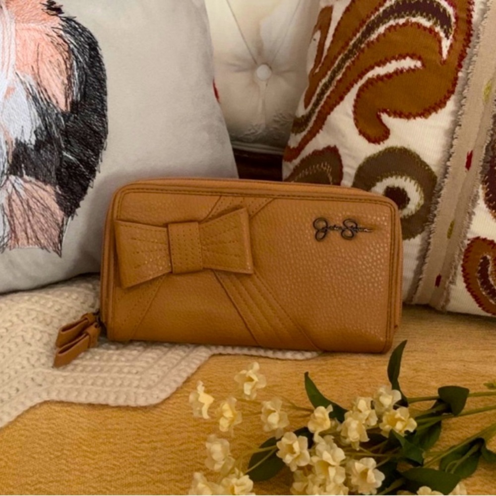 Jessica Simpson Wallet 💕 NWOT